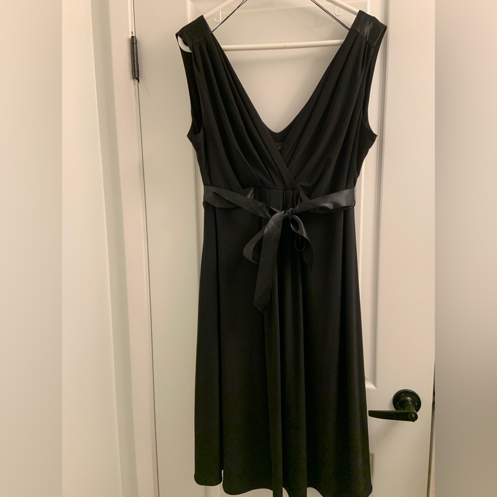 Party black dress Scarlett nite brand size 18 with ribbon black